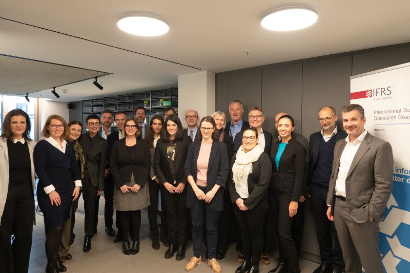 Financial Center News #24 – title image