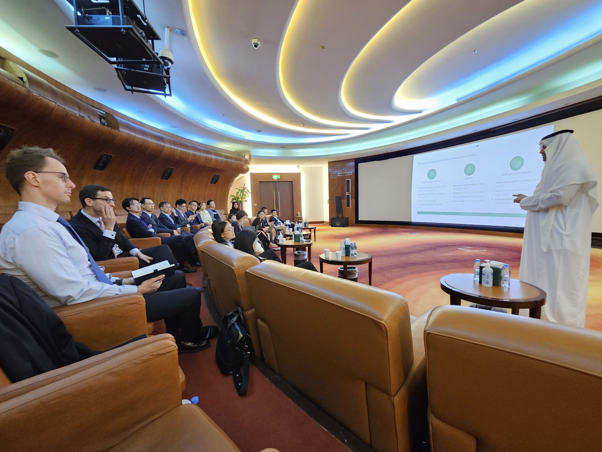 Financial Center News #73 – title image